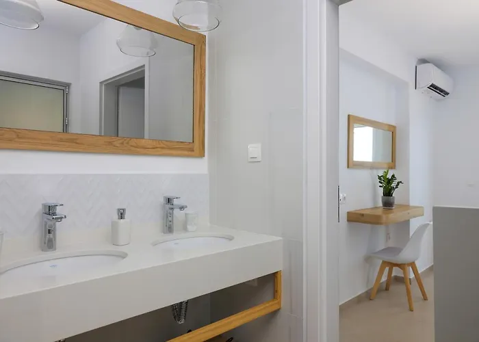 Sea Breeze (adults Only) Hotel 3*