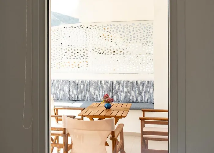 Sea Breeze (adults Only)